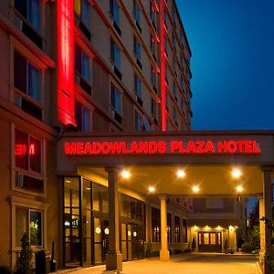 Meadowlands Plaza Hotel